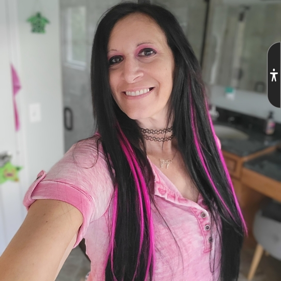 Meet your Posher, Mickie - Picture 5 of 16